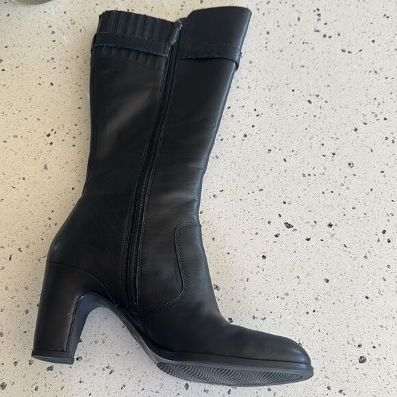 Ecco Women’s Size 40 Black Leather Knee-High Boots Heeled Sleek Comfortable EUC - Picture 11 of 15